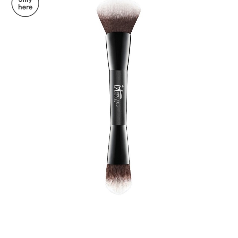 BNIB it cosmetics dual ended foundation brush